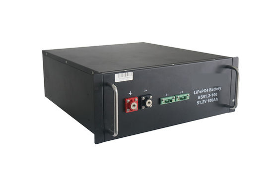 電気通信のためのLifepo4 48V 100AHのラック マウントの太陽系はそびえている