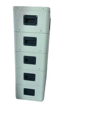 5KW 200AH国内電池のエネルギー蓄積LiFePo4電池の積み重ね