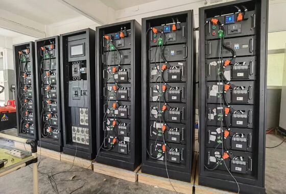サイクルの寿命 8000 サイクル 産業用および商業用エネルギー貯蔵システム